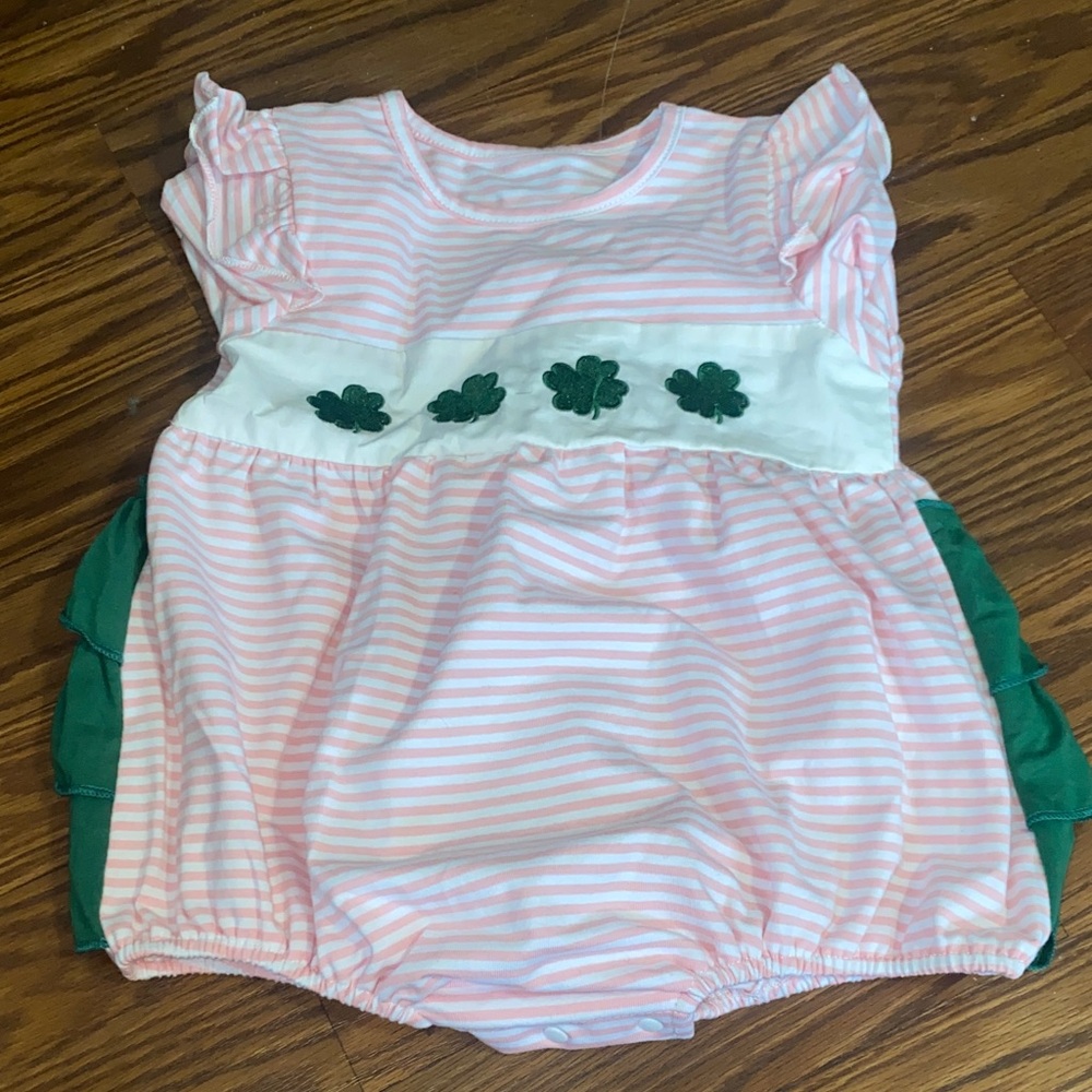 🍀St Patrick Pink and Green Striped Kids Romper 18-24 months